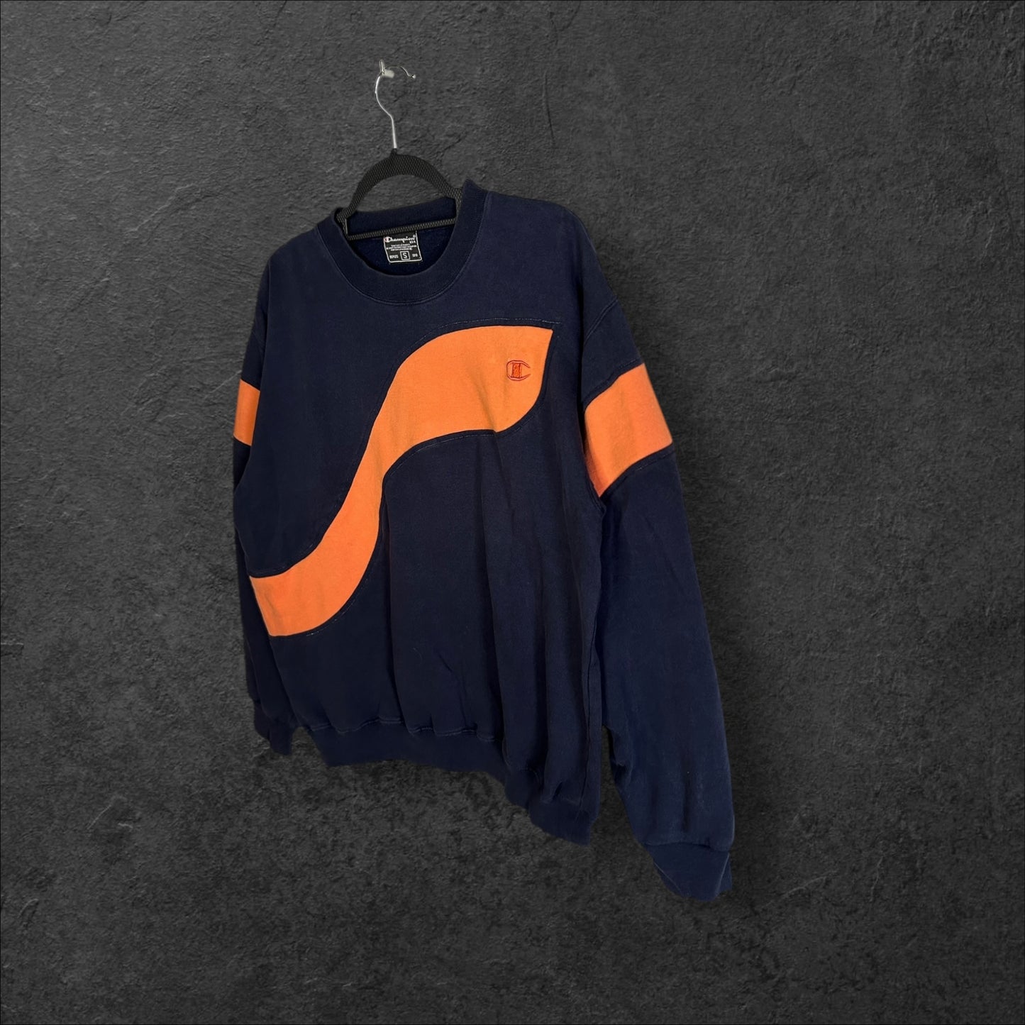 Reworked Champion Sweater Oranje & Black edition